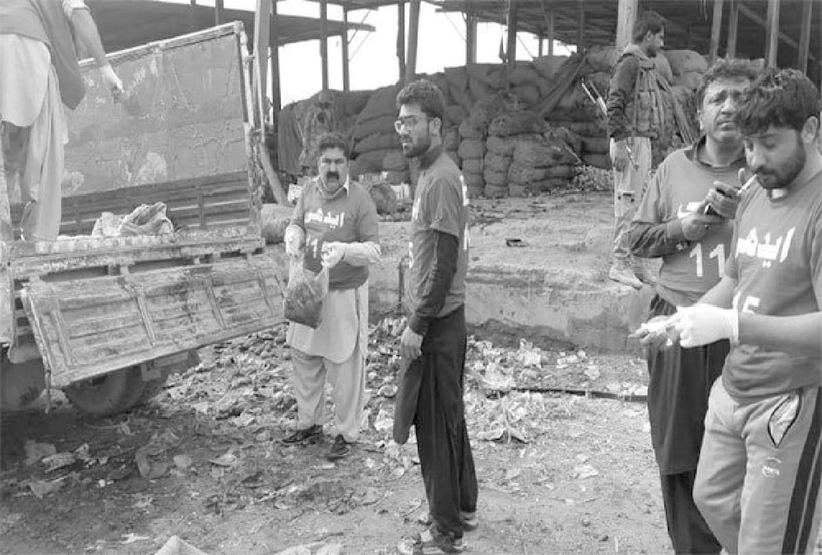 many people killed and several injured in a blast at Quetta's Hazarganji Sabzi Mandi pakistan
