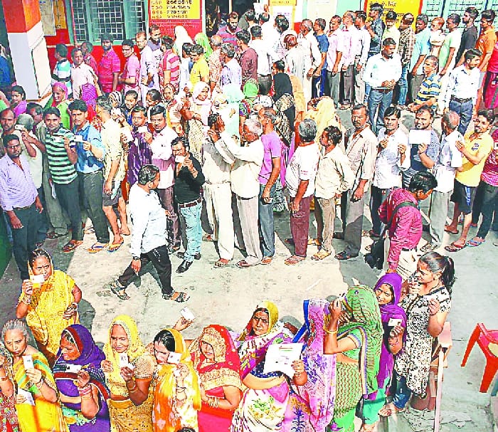 Record of voting in 39 years in broken Meerut1