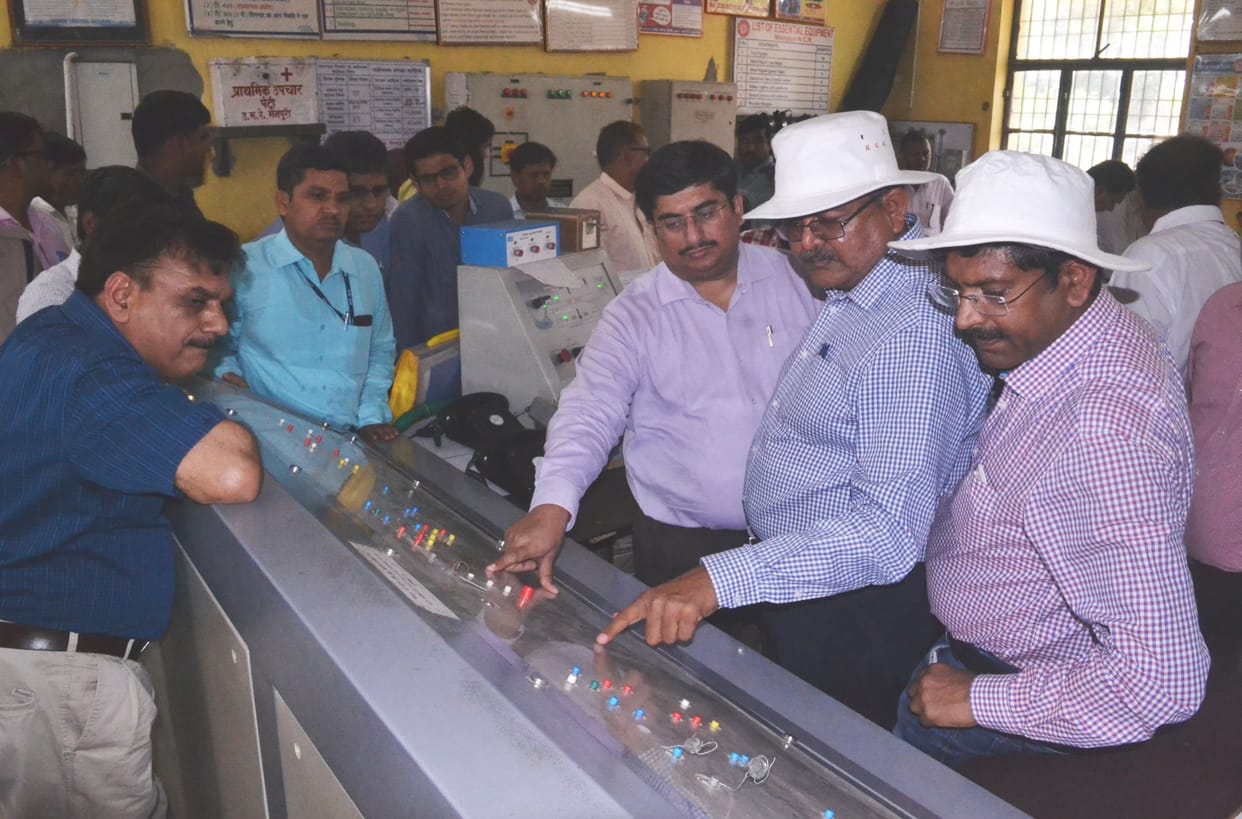 मैनपुरी बड़ा बाजार नहीं, वर्तमान सुविधाएं  काफी