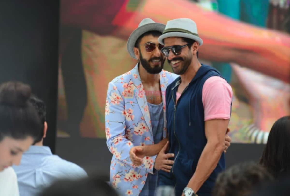Farhan Akhtar denied the news of Don 3 which Ranveer Singh will seen in as lead