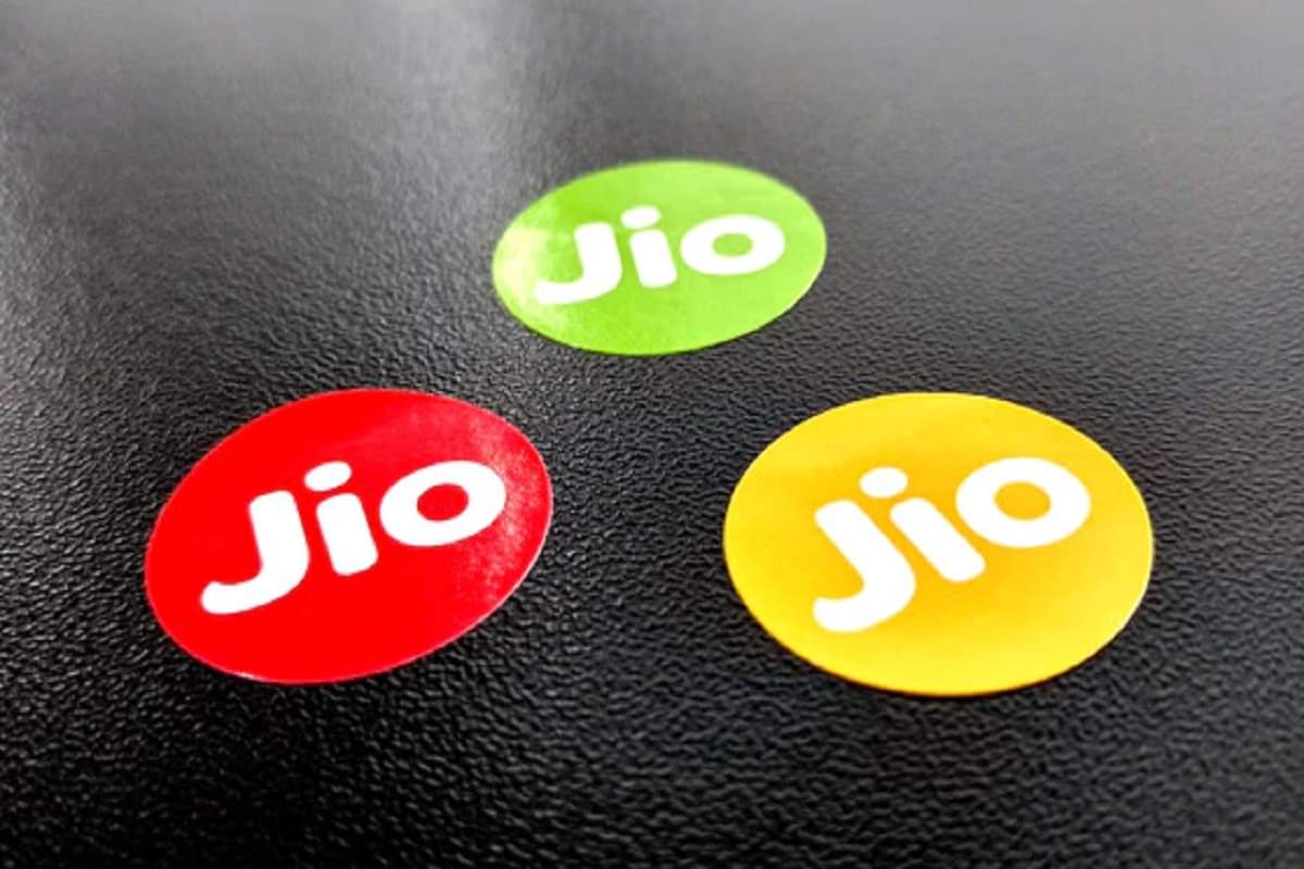 jio top up recharge for those users who exhaust their iuc minute before validity know all about it