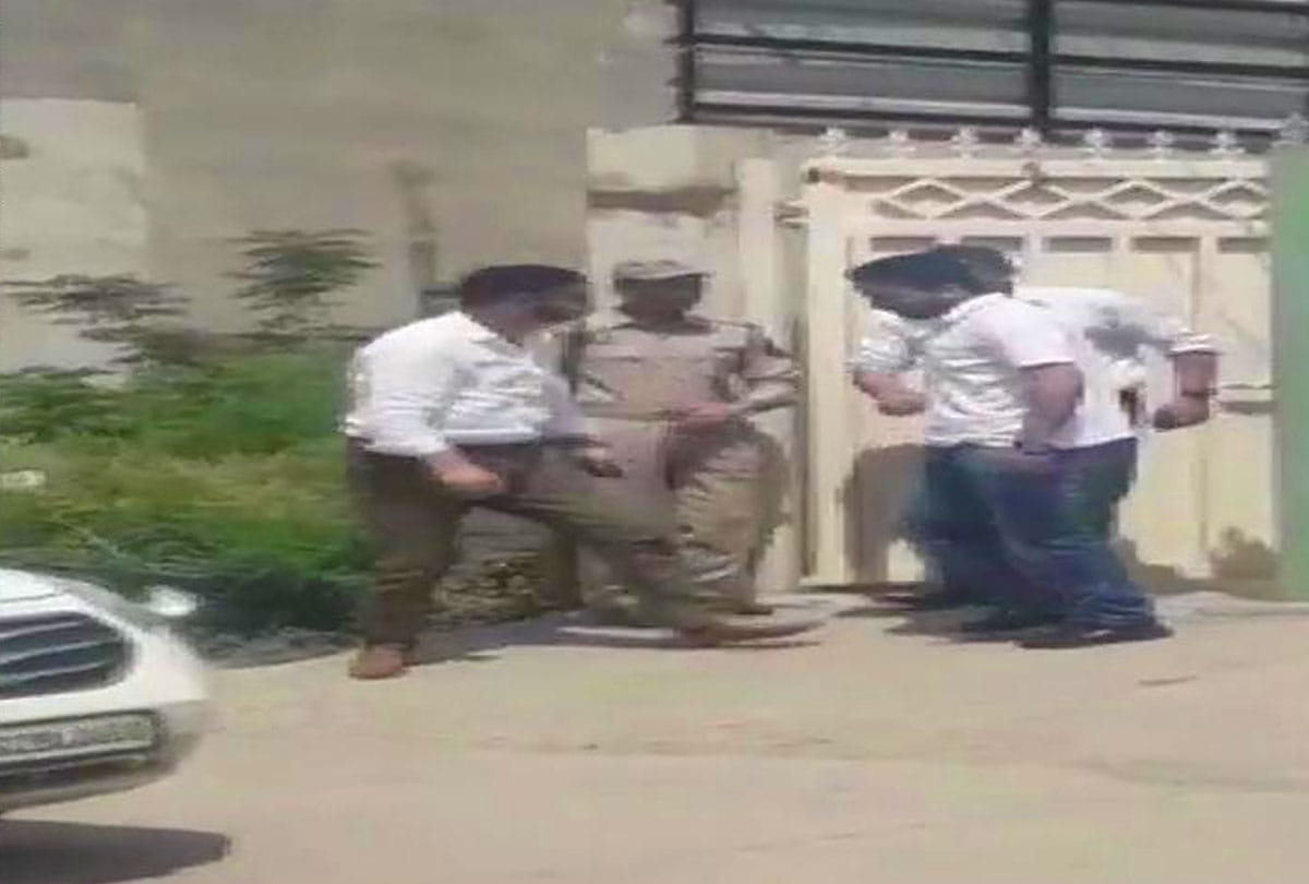 Former PDP MLA Aijaz Ahmad Mir is being questioned by the NIA, in weapons looted from residence