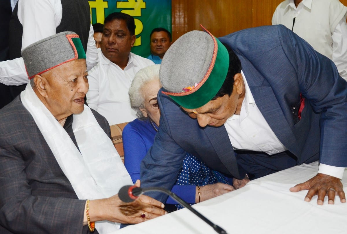 lok sabha election 2019 virbhadra singh hits out at shimla congress committee members