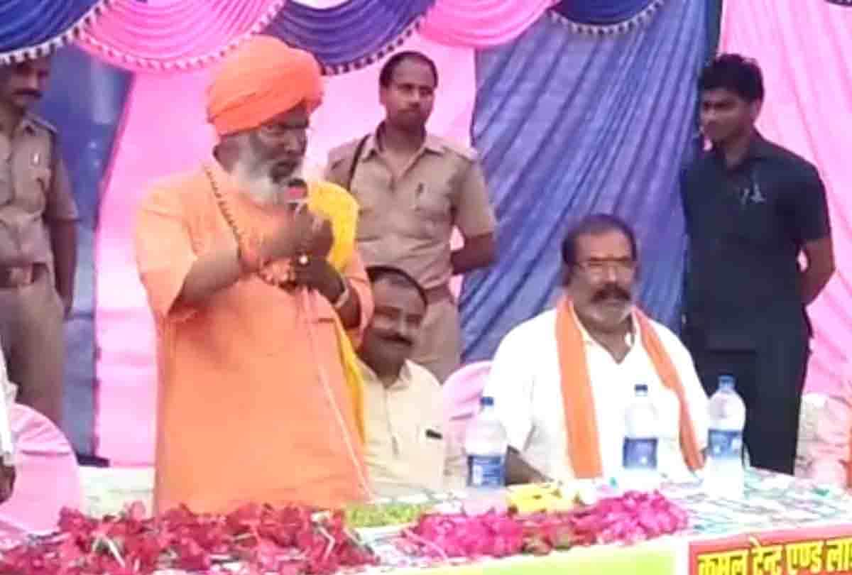 Sakshi Maharaj get angry looking at certificate of victory in lok sabha election 2019