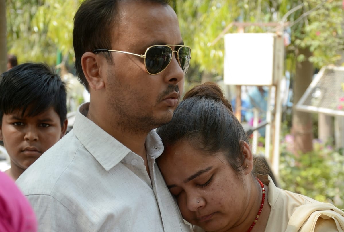 nursing student committed suicide in era medical college in lucknow