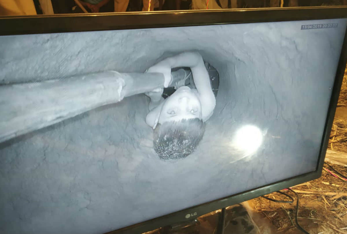 five year old boy stuck into bore well in mathura army starts rescue operation
