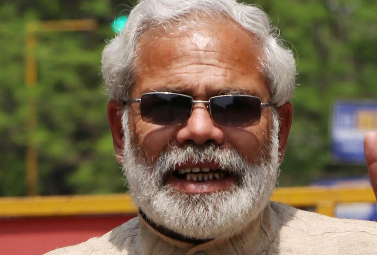 PM Modi's look alike abhinandan pathak will contest from varanasi and lucknow.