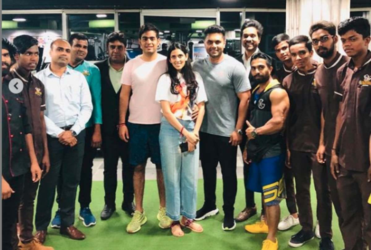 akash ambani and shloka mehta this picture won the internet