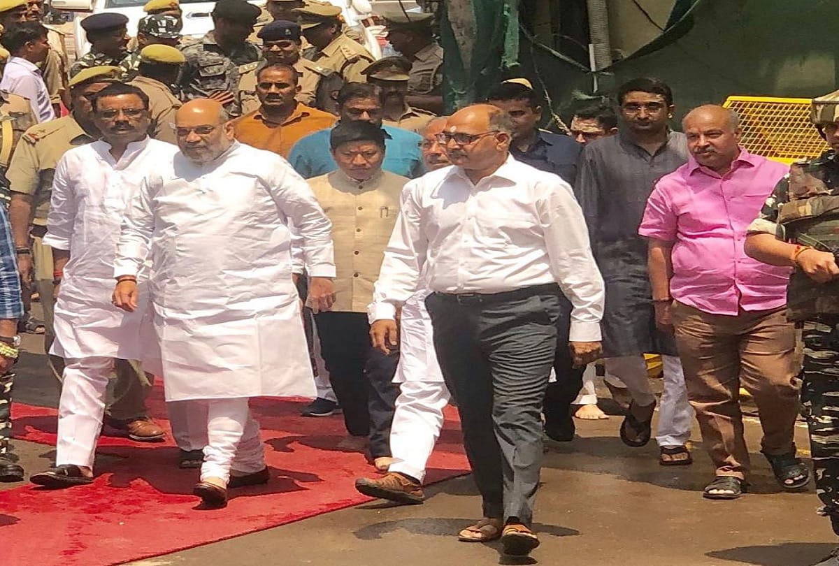 lok sabha elections 2019 amit shah in kashi vishwanath and kal bhairav mandir