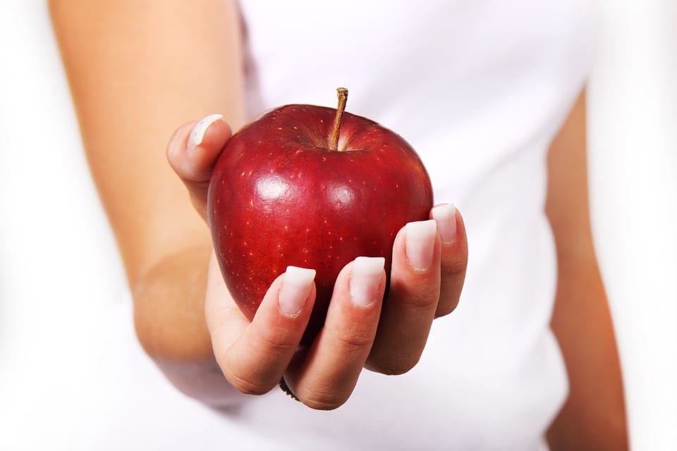 foods you should never eat before bed