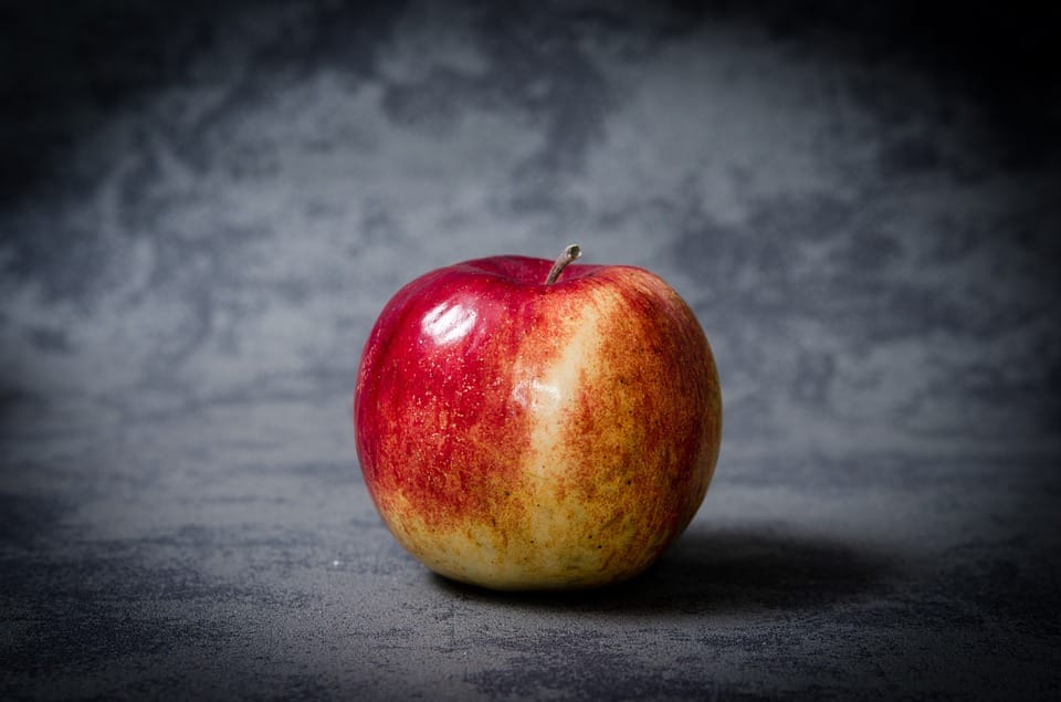 how to remove wax from an apple