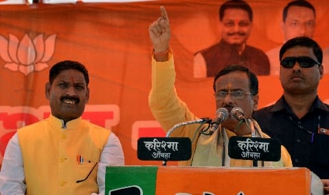सपा-बसपा, कांग्रेस कौरवों की सेना, जमानत जब्त करा दें