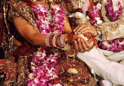 Bride reached the bridegroom's door in auraiya