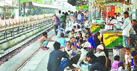 किराया वापस लेने उमड़ सकते हैं 26 रद्द ट्रेनों के यात्री