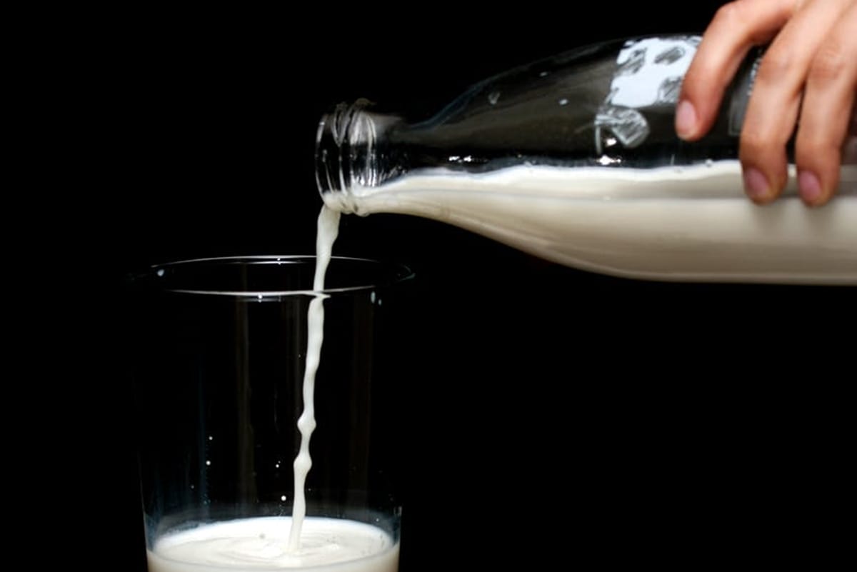 37.7 percent samples of packaged milk fail in quality check says FSSAI