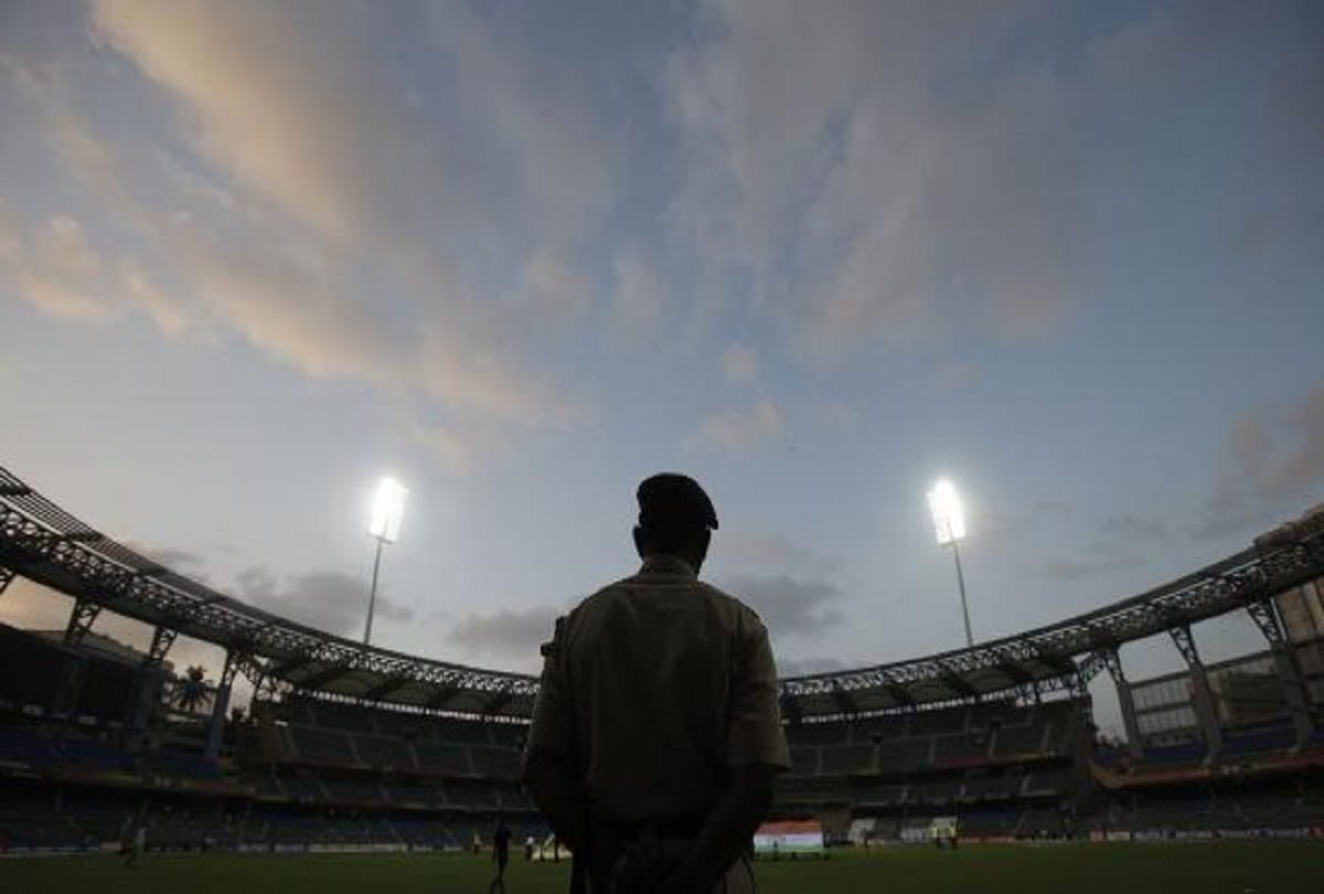 Mumbai Police responded on terror attack on foreign players in IPL 2019