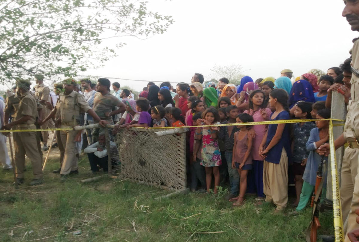 five year old boy stuck into bore well in mathura army starts rescue operation