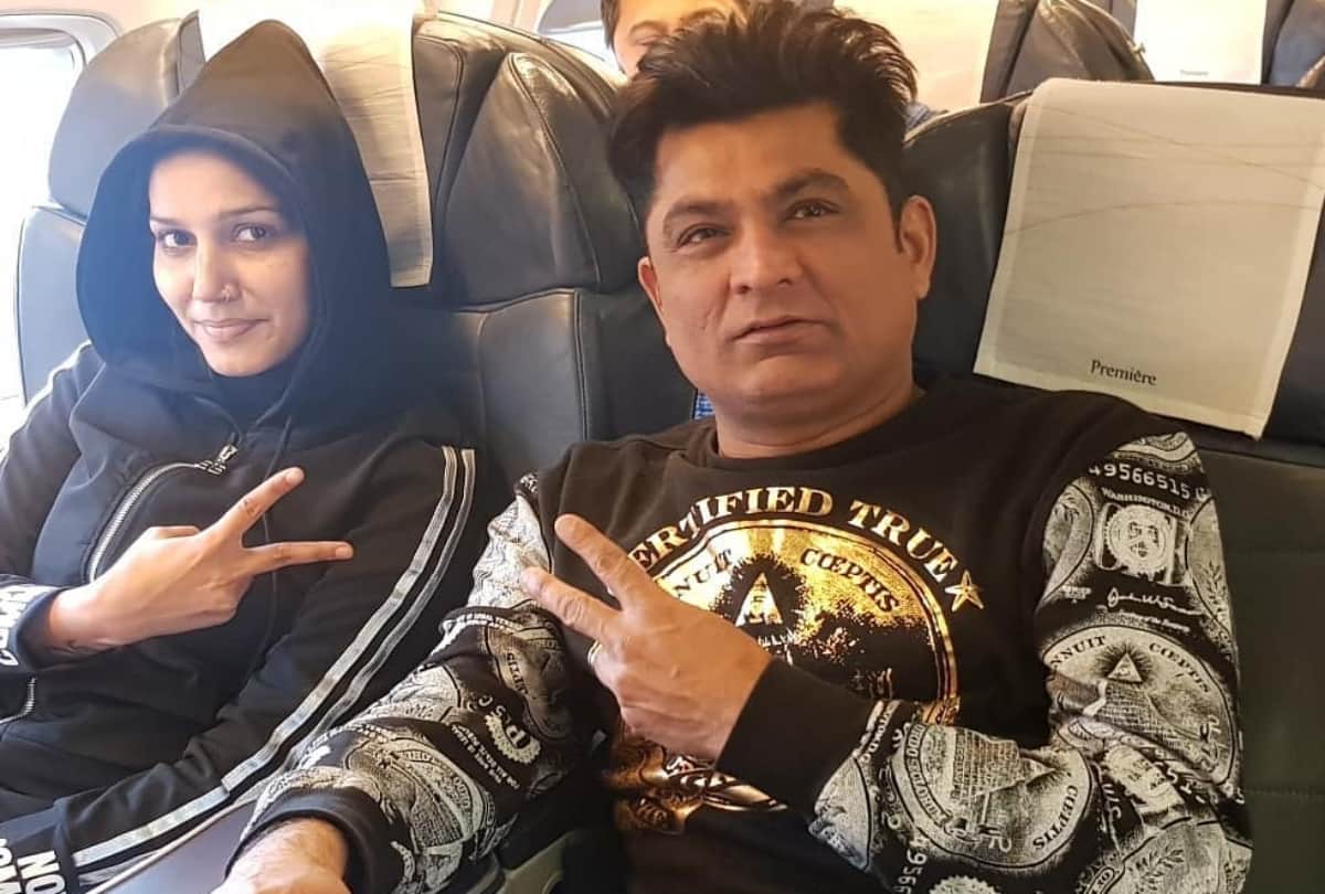 know about famous dancer Sapna Chaudhary program manager Pawan Chawla