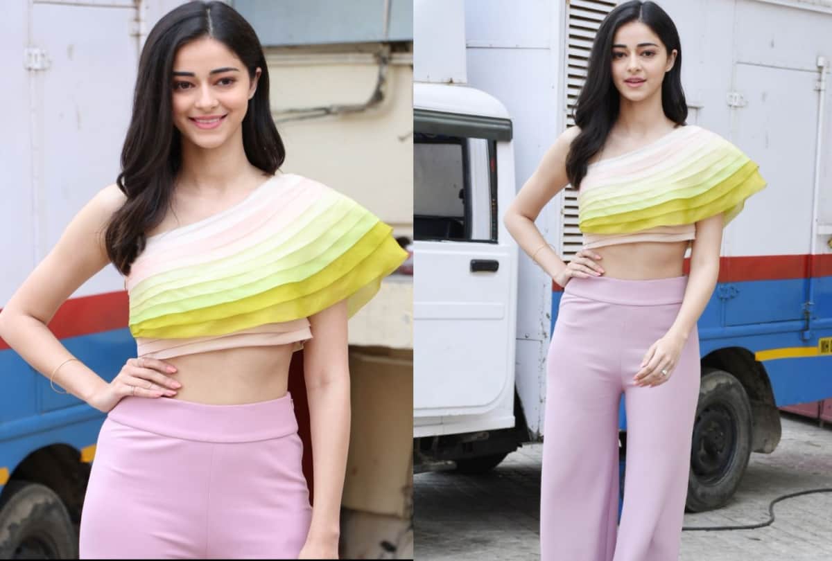 Student of the year 2 Who looks better Ananya Panday or Tara Sutaria