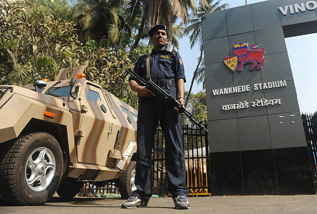 Mumbai Police responded on terror attack on foreign players in IPL 2019