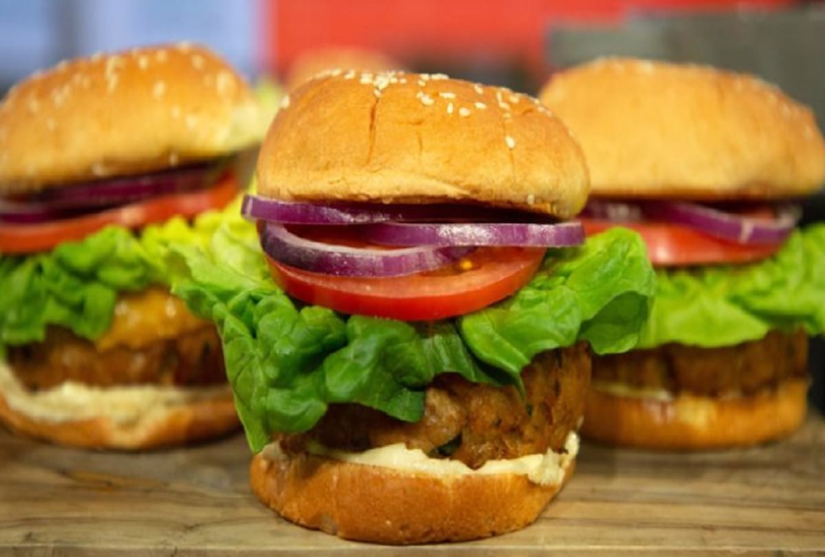 6 years old burger selled online