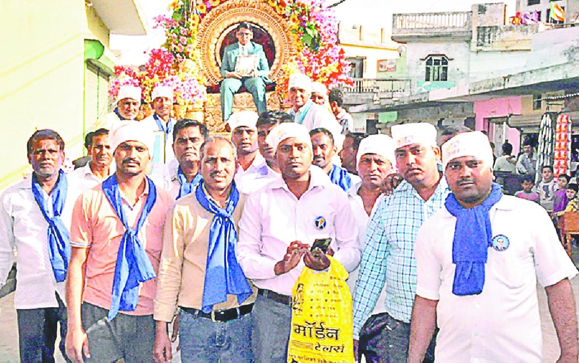 Resolve to follow Ambedkar footprints