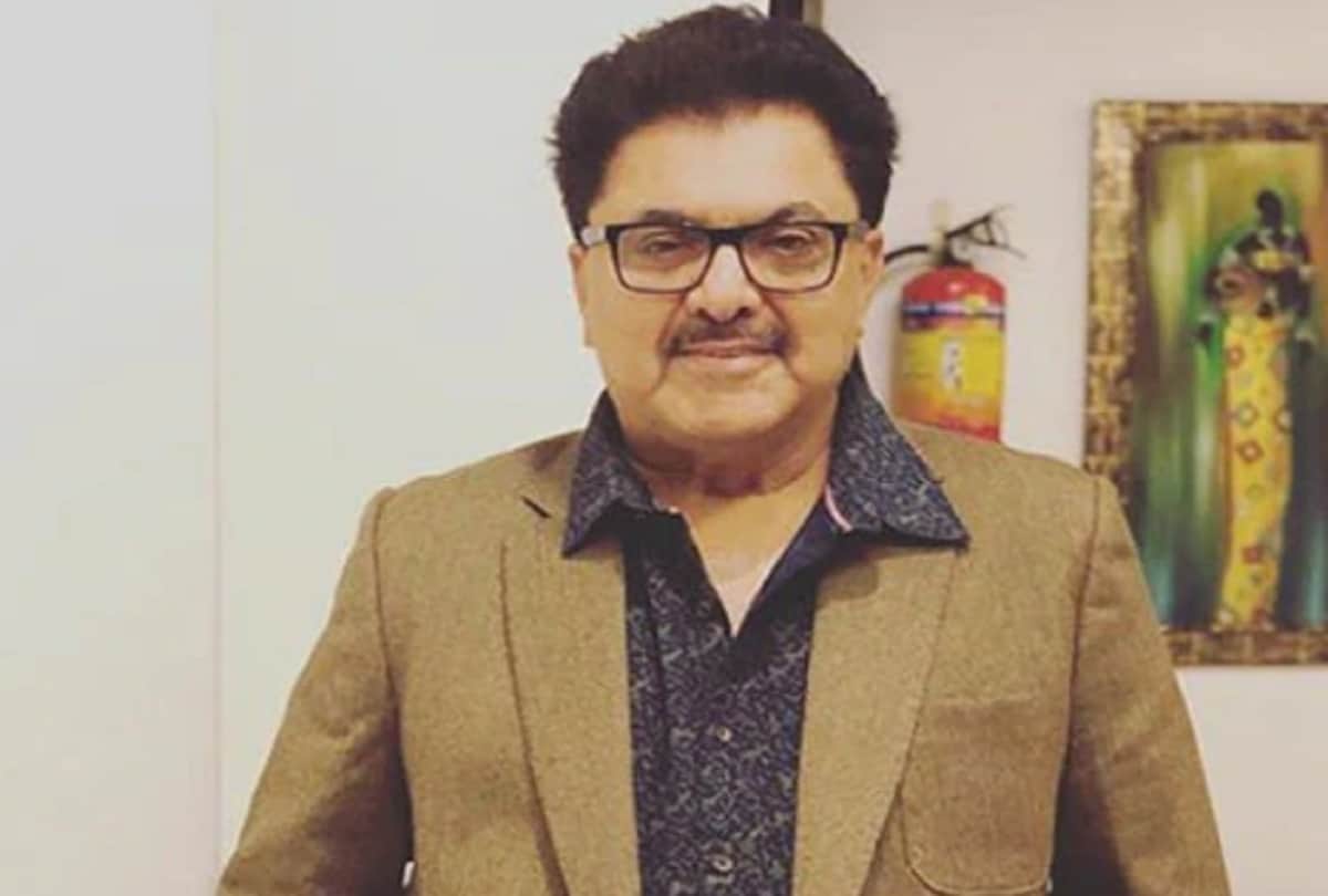 sonam kapoor and ashok pandit argued on aligarh case