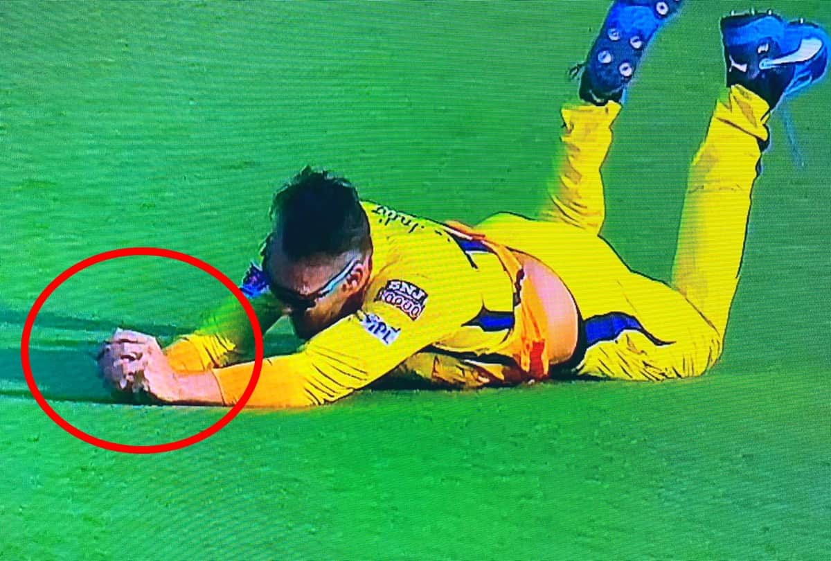 IPL 2019: Du plessis takes a beautiful catch to dismiss Robin Uthappa