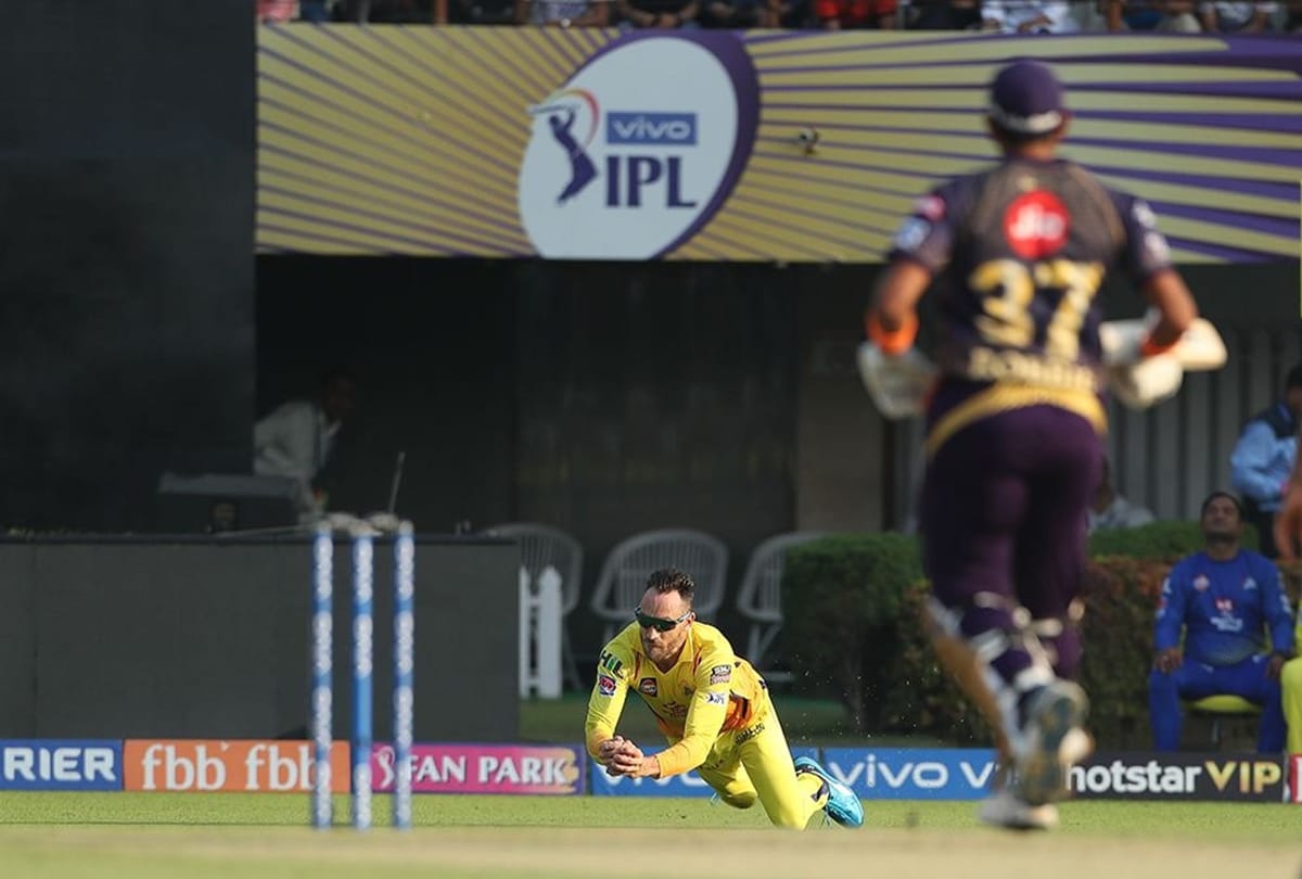 IPL 2019: Du plessis takes a beautiful catch to dismiss Robin Uthappa