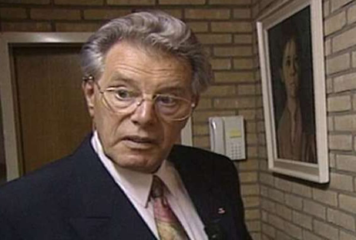 Dutch Fertility Doctor Swapped Donors’ Sperm with His Own fathered 49 children DNA tests IVF scandal