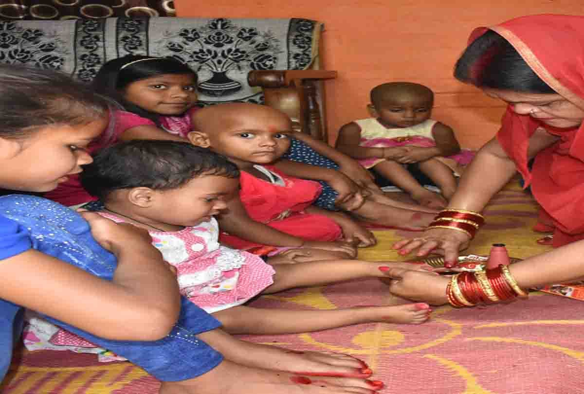 Havan, worshiped with worship, Bhavani came away