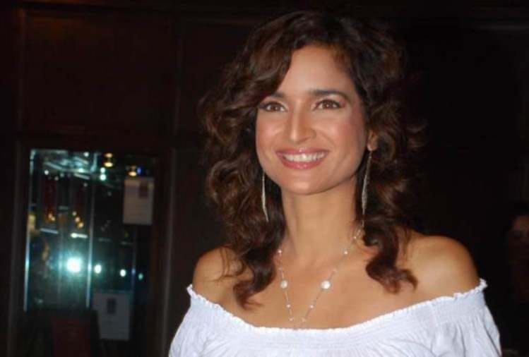 sushma reddy sister of sameera reddy worked with shahid kapoor and kareena kapoor in chup chup ke