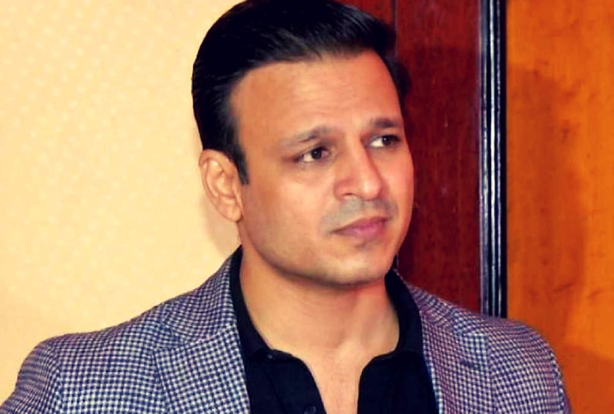 vivek oberoi will produce film on the story of balakot and wing commander abhinandan