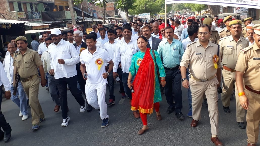 लोगों से अधिक से अधिक मतदान करने की अपील की