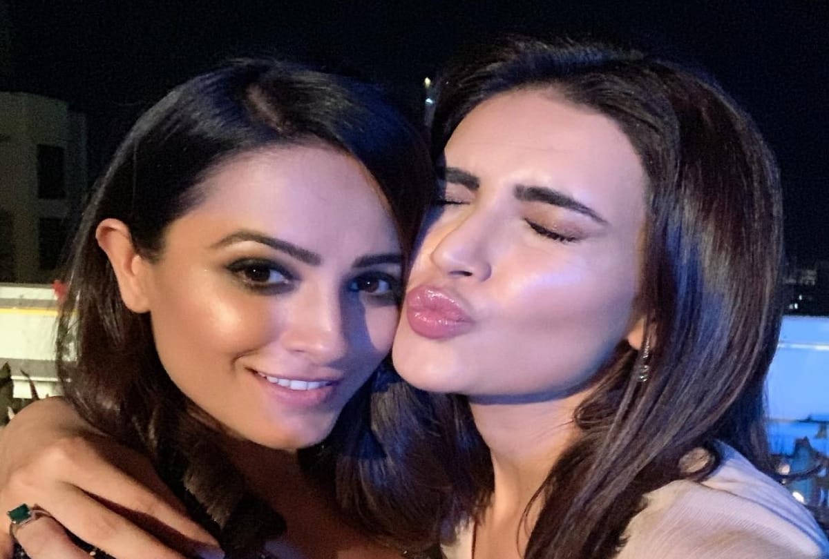 Anita Hassanandani celebrate her 38th birthday with husband and tv actors