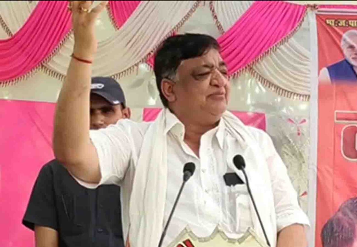 naresh agarwal targets azam khan in hardoi before lok sabha elections 2019