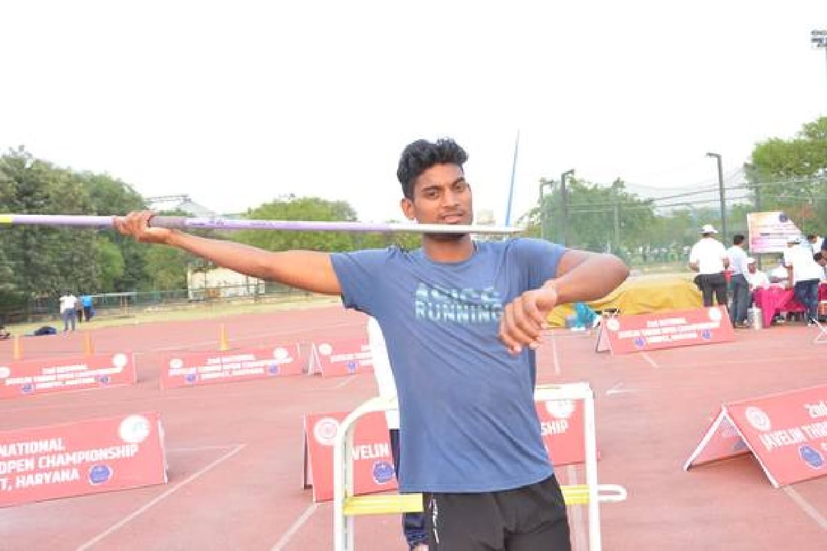 rohit yadav set new national record in javelin throw