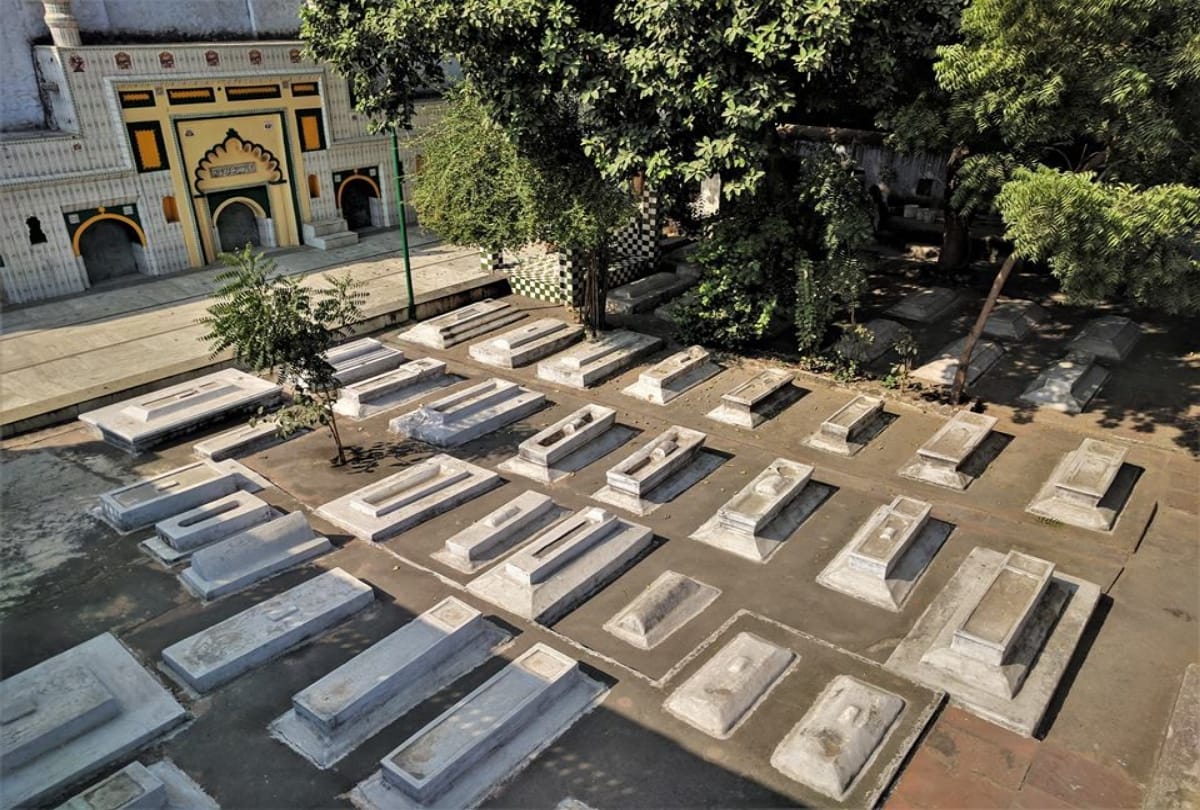 hijron ka khanqah mysterious places in delhi you must visit