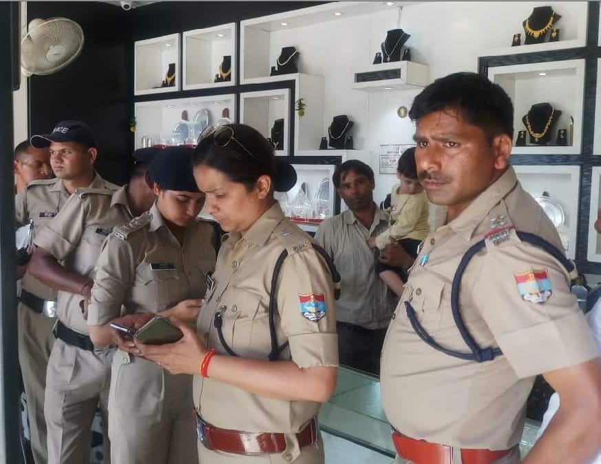Dehradun jewellery shop Loot case Connection with bijnor courtroom Murder Victim