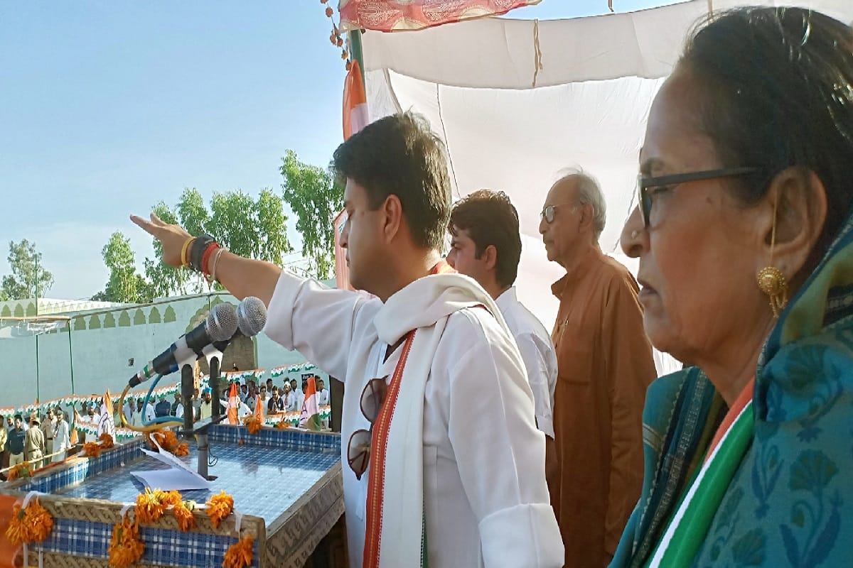 Lok Sabha Elections, Jyotiraditya Scindia says that voter notebook will be replaced by vote bandi
