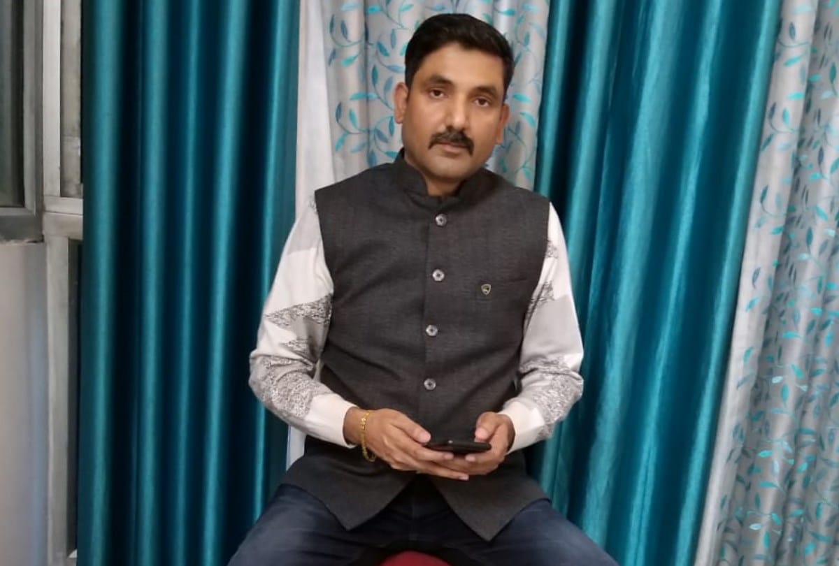 lok sabha election 2019 Rahul Dogra BJP Super Admin of 3600 WhatsApp groups