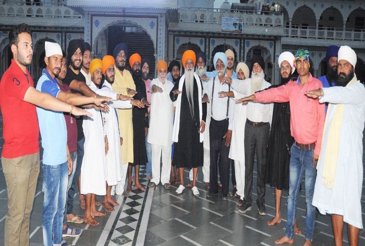 सिख समुदाय के मतदाता (फाइल फोटो)