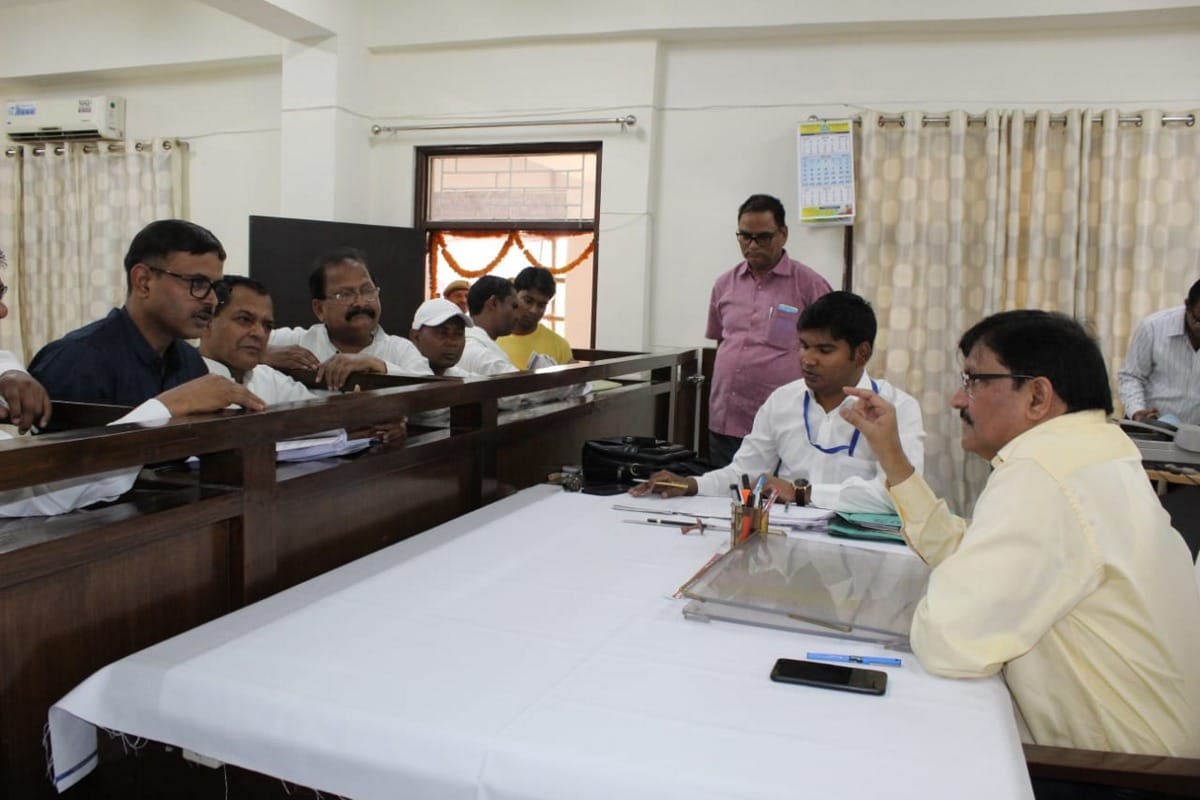 Nominations form buy for nirahua and akhilesh for loksabha election 2019