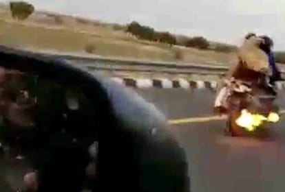 dgp praises policemen who saved a family's life from burning bike