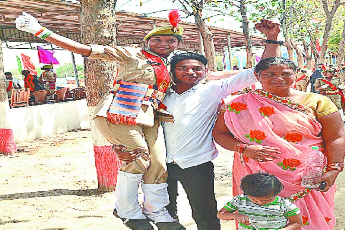 Meerut, UP police training is complete and 126 women have become Constables in Uttar Pradesh