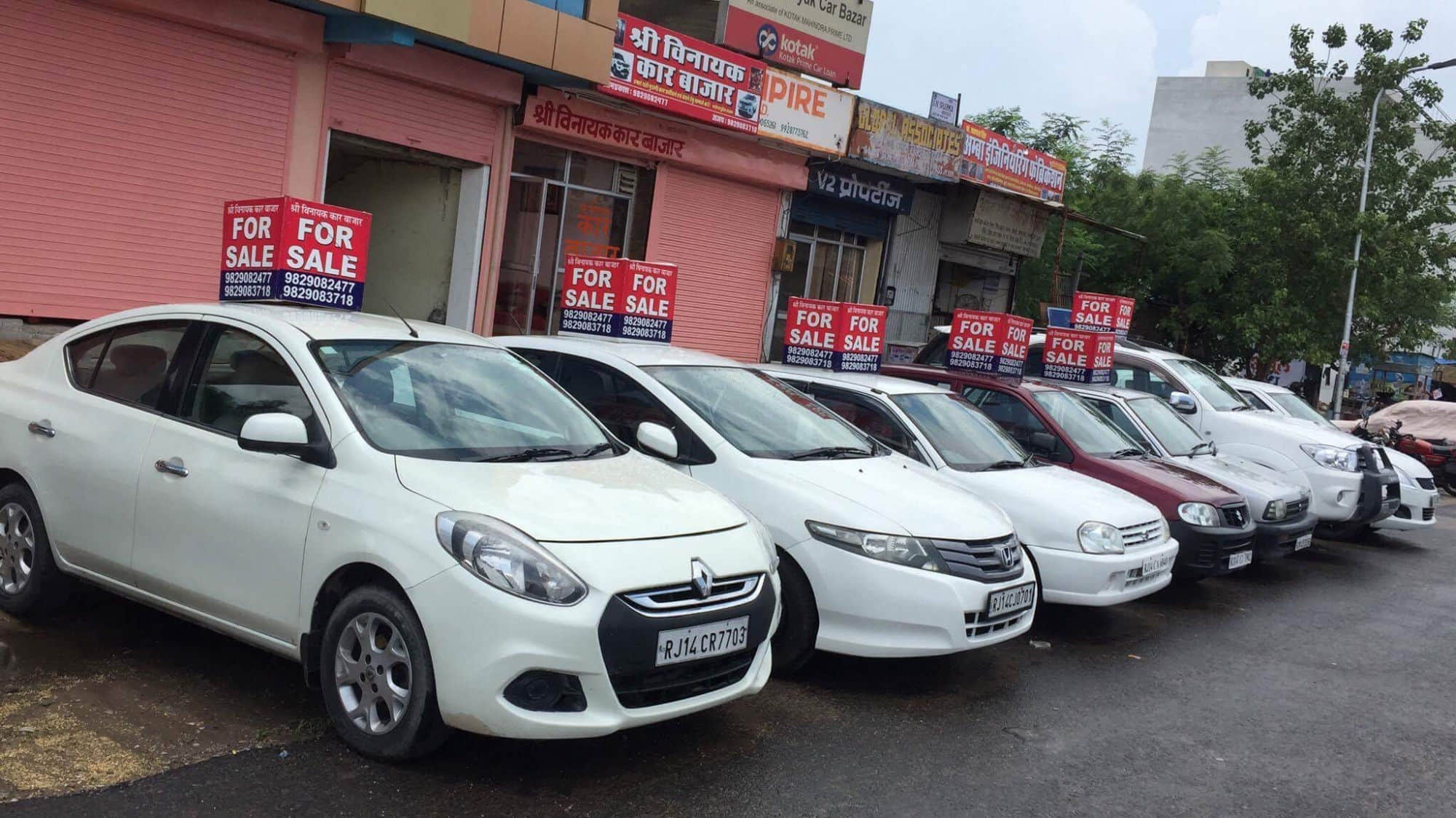 second hand cars pre owned cars used cars market Spinny's second quarter report claims second hand cars market continues to grow