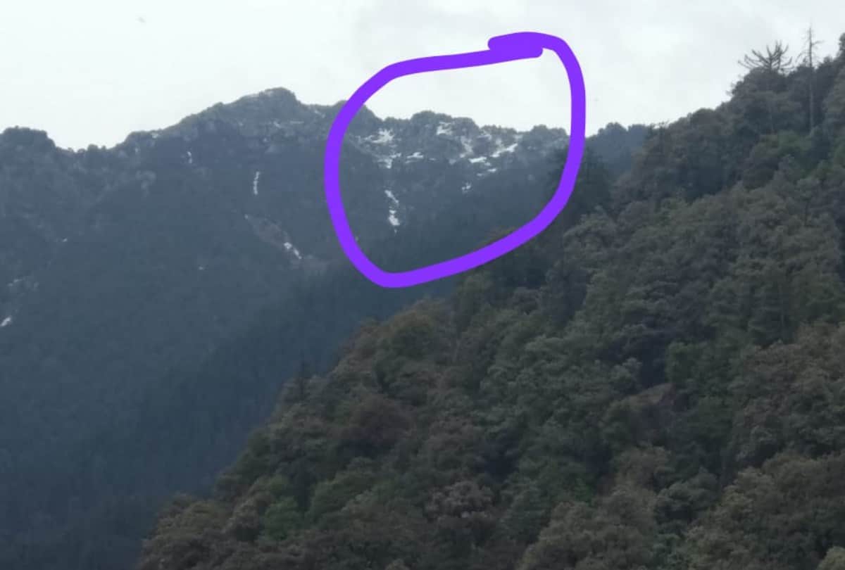 Couple rescue by private chopper in churdhar peak sirmaur himachal pradesh