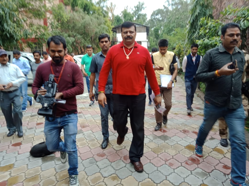 Bjp Mla champion and karnwal not give notice answer to party
