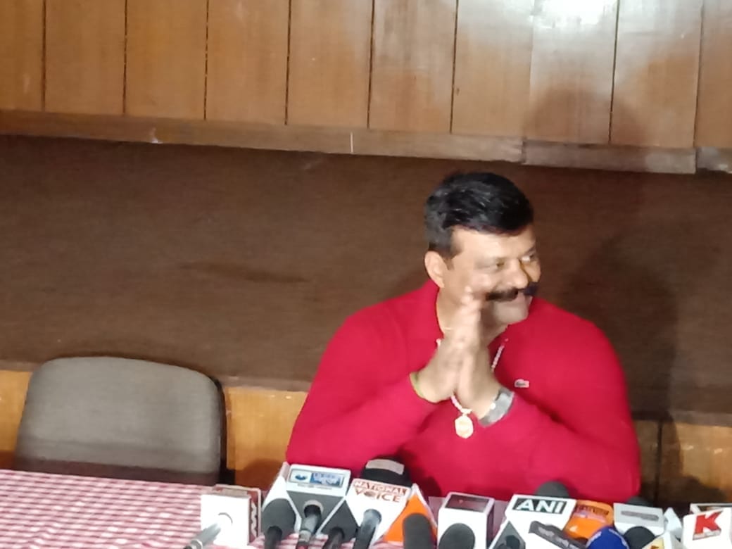 Bjp Mla champion and karnwal not give notice answer to party