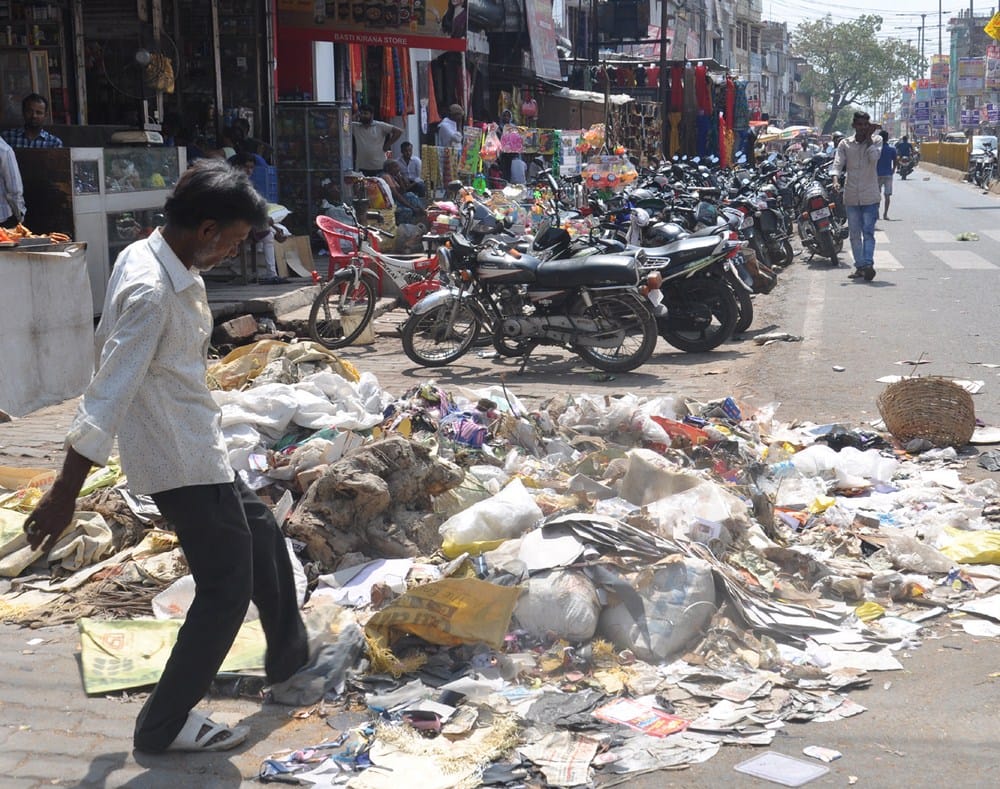 rubbish in city